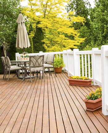 Eine Holzterrasse Mit Terrassendielen Aus Sibirischer Larche Selber Bauen